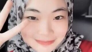 Cewek Jilbab Malay Colok Memek Bar Bar